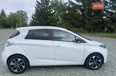 Хэтчбек Renault Zoe 2018 в 
