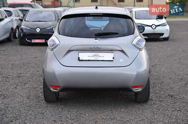 Хетчбек Renault Zoe 2016 в 