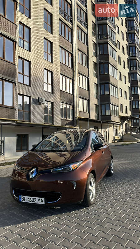 Хэтчбек Renault Zoe 2014 в Одессе фото 2 Хэтчбек Renault Zoe 2014 в Одессе