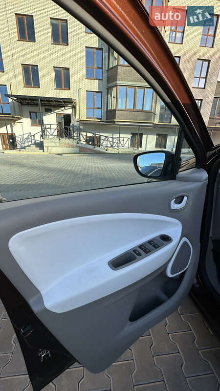 Хэтчбек Renault Zoe 2014 в Одессе фото 17 Хэтчбек Renault Zoe 2014 в Одессе