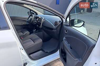 Хэтчбек Renault Zoe 2017 в 