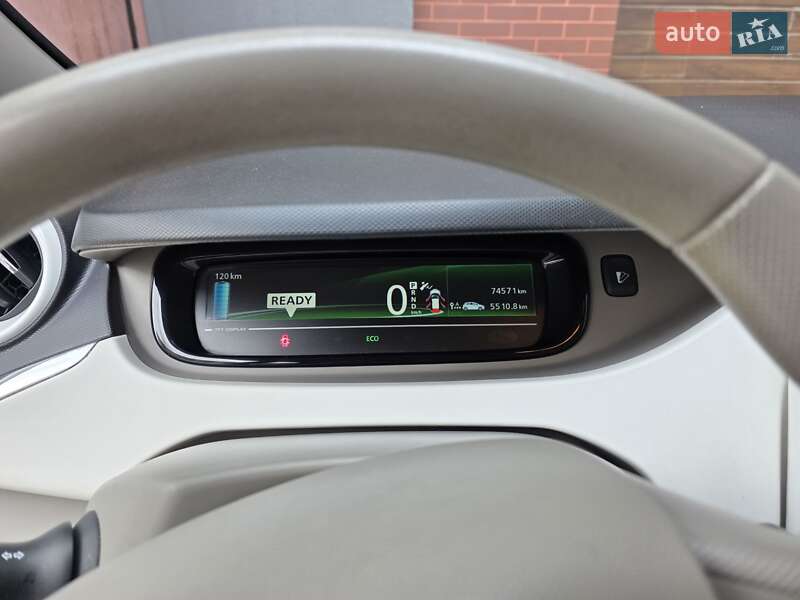Хетчбек Renault Zoe 2014 в Івано-Франківську