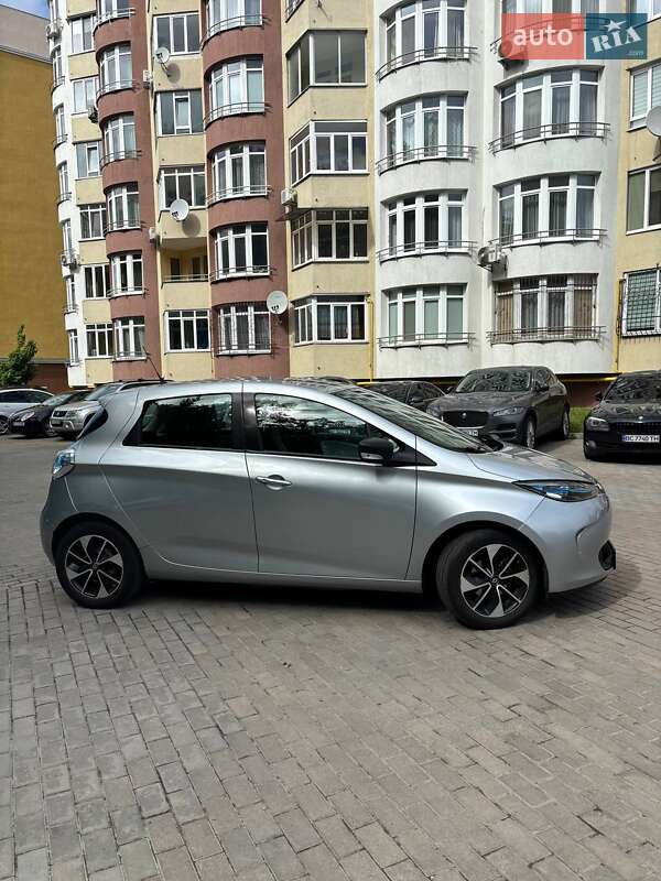 Хэтчбек Renault Zoe 2018 в Львове