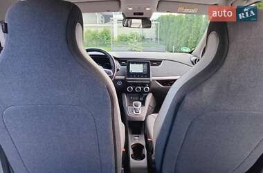 Хэтчбек Renault Zoe 2022 в 
