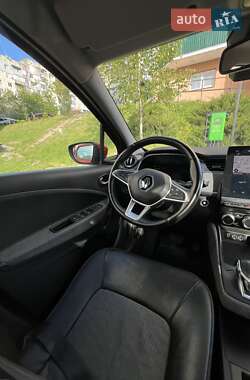 Хэтчбек Renault Zoe 2020 в 