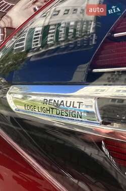 Хэтчбек Renault Zoe 2020 в 