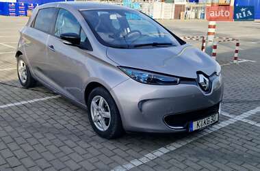 Хетчбек Renault Zoe 2015 в 