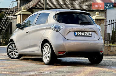 Хэтчбек Renault Zoe 2014 в 