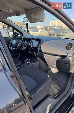 Хэтчбек Renault Zoe 2017 в 
