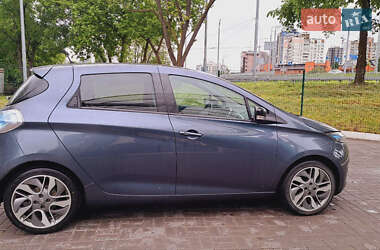 Хетчбек Renault Zoe 2019 в 