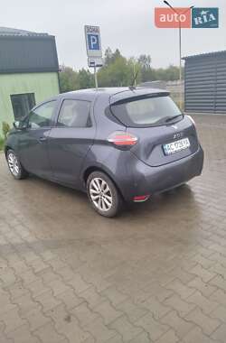 Хэтчбек Renault Zoe 2021 в 
