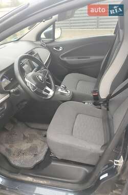Хэтчбек Renault Zoe 2021 в 