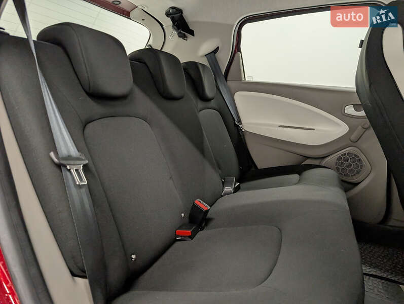 Хэтчбек Renault Zoe 2018 в Киеве