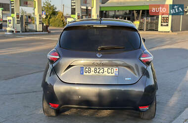 Хэтчбек Renault Zoe 2021 в 