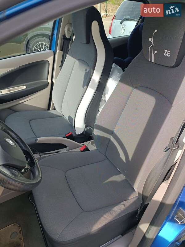 Хэтчбек Renault Zoe 2016 в Киеве фото 8 Хэтчбек Renault Zoe 2016 в Киеве