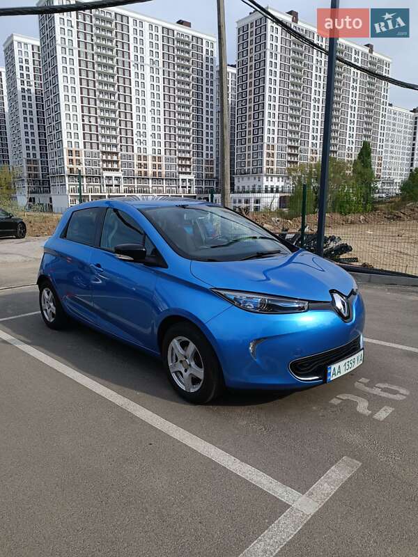 Хэтчбек Renault Zoe 2016 в Киеве фото 2 Хэтчбек Renault Zoe 2016 в Киеве