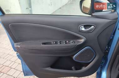 Хэтчбек Renault Zoe 2017 в 