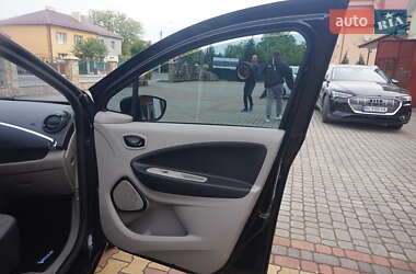 Хетчбек Renault Zoe 2015 в 