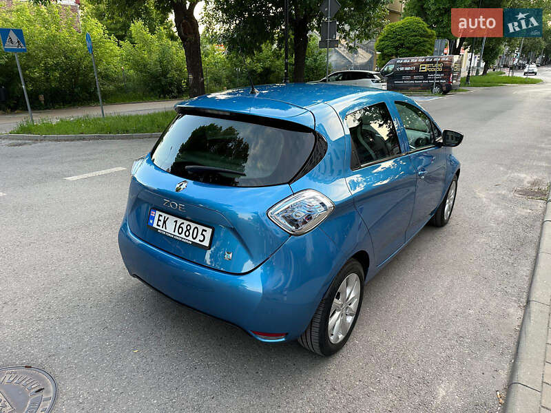 Хэтчбек Renault Zoe 2015 в Киеве