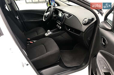 Хэтчбек Renault Zoe 2020 в 