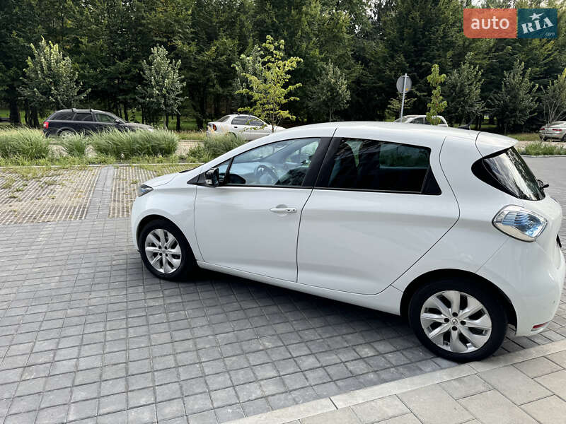 Хэтчбек Renault Zoe 2015 в Львове