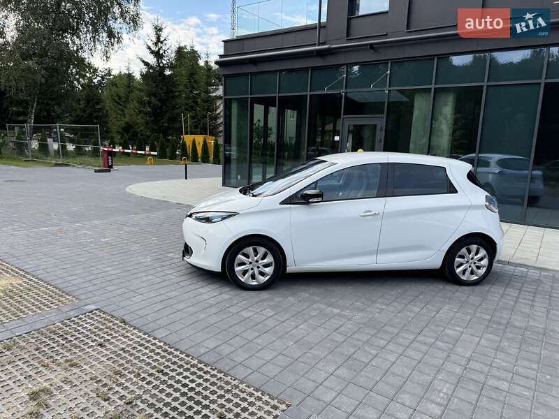 Хэтчбек Renault Zoe 2015 в Львове