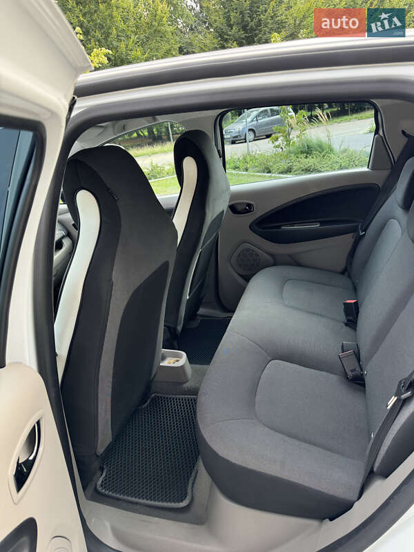 Хэтчбек Renault Zoe 2015 в Львове