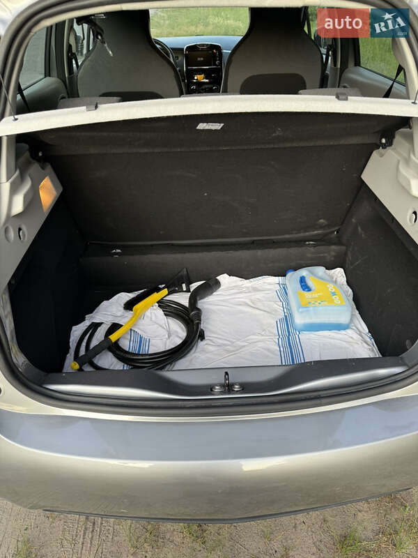 Хэтчбек Renault Zoe 2016 в Кременчуге