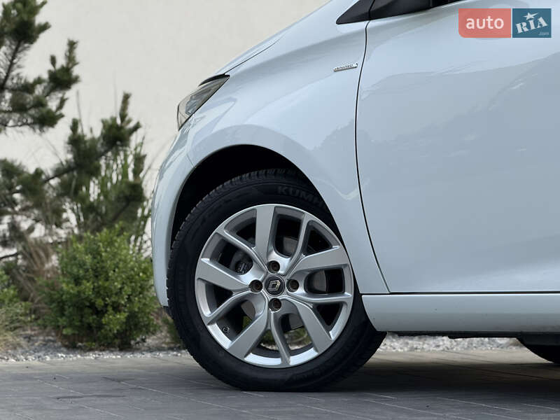 Хетчбек Renault Zoe 2019 в Луцьку