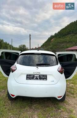 Хэтчбек Renault Zoe 2020 в 