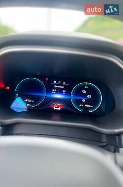 Хэтчбек Renault Zoe 2020 в 