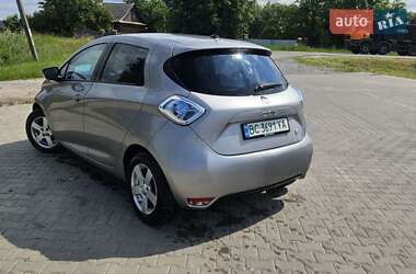 Хэтчбек Renault Zoe 2015 в 