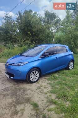 Хэтчбек Renault Zoe 2016 в 