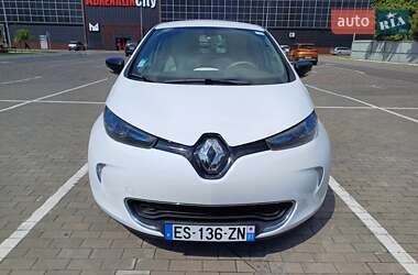 Хэтчбек Renault Zoe 2017 в 
