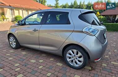 Хэтчбек Renault Zoe 2014 в 