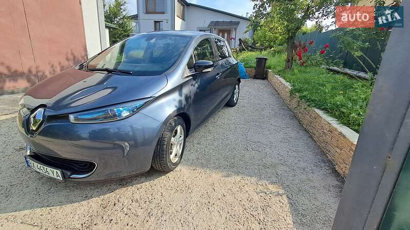Хэтчбек Renault Zoe 2017 в Хмельницком