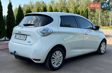 Хетчбек Renault Zoe 2016 в 