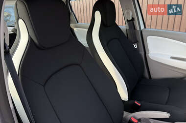 Хэтчбек Renault Zoe 2019 в 