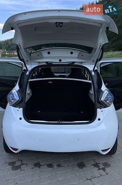 Хэтчбек Renault Zoe 2018 в 