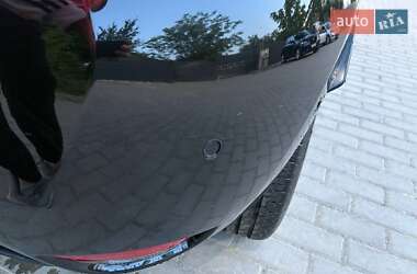 Хэтчбек Renault Zoe 2020 в 