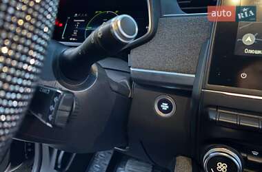 Хэтчбек Renault Zoe 2020 в 