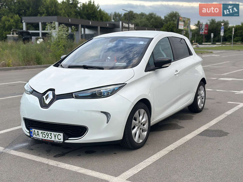 Хэтчбек Renault Zoe 2015 в Киеве
