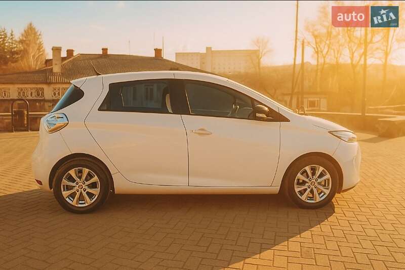 Хэтчбек Renault Zoe 2014 в Виннице