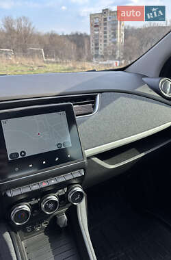 Хэтчбек Renault Zoe 2020 в 
