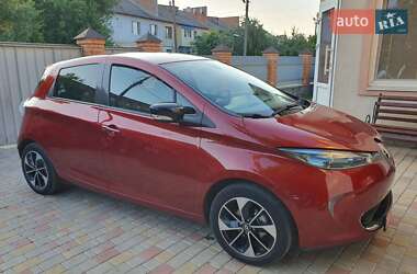 Хэтчбек Renault Zoe 2018 в 