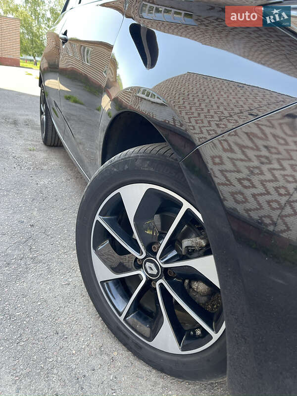 Хэтчбек Renault Zoe 2017 в Шептицькому