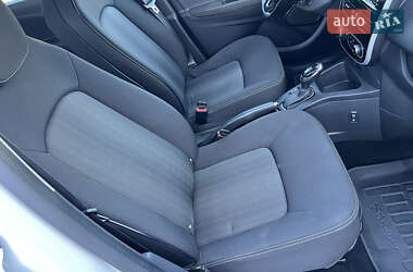 Хетчбек Renault Zoe 2017 в 