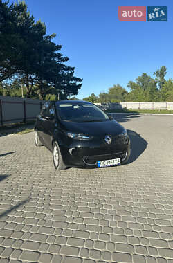 Хэтчбек Renault Zoe 2017 в 