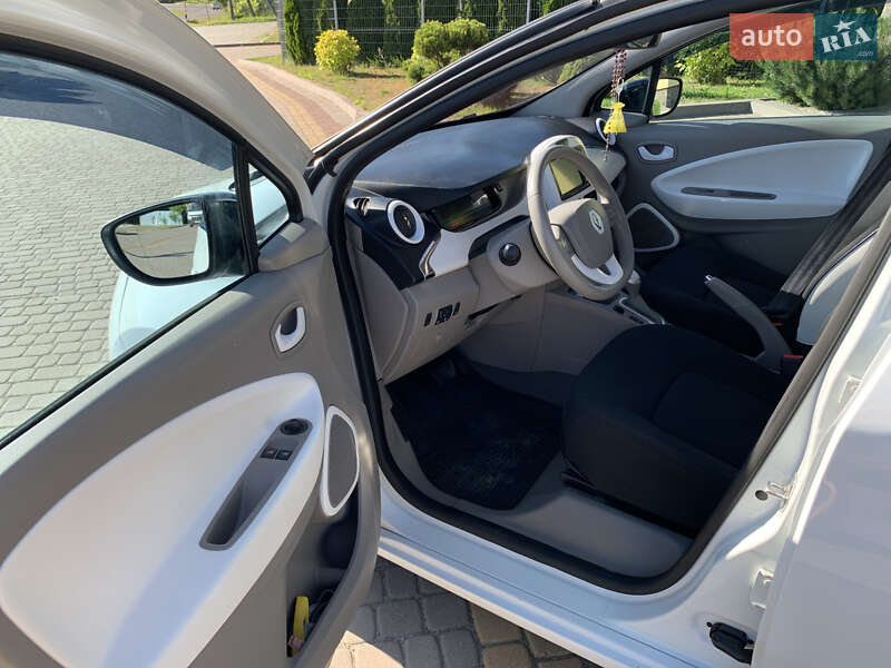 Хэтчбек Renault Zoe 2014 в Львове