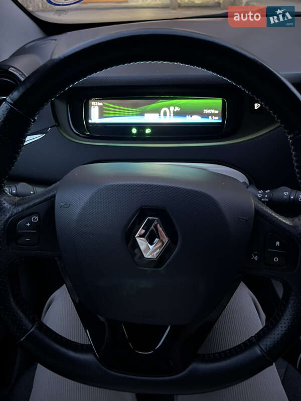 Хетчбек Renault Zoe 2015 в Львові